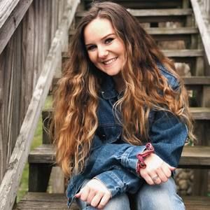 Meet your Posher, Savannah